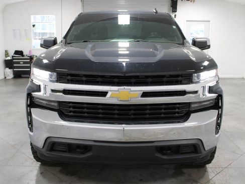 Used 2019 Chevrolet Silverado 1500 LT w/ All-Star Edition image 3