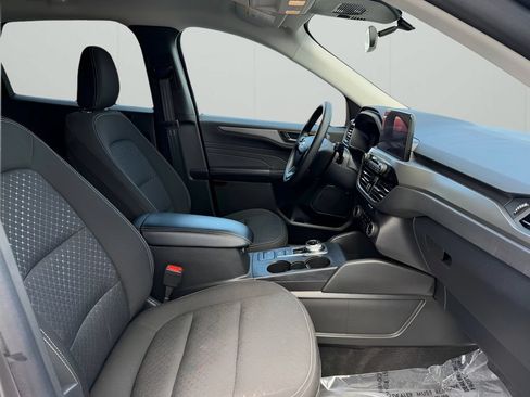 Used 2025 Ford Escape Active AWD/4WD image 19