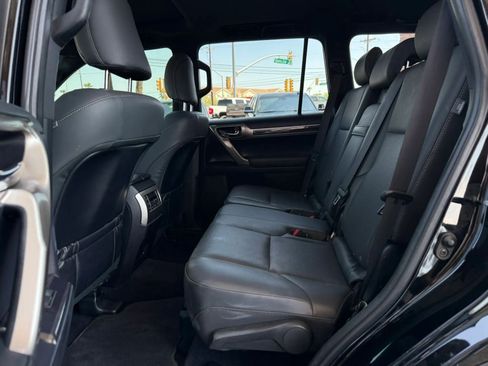 Used 2020 Lexus GX 460 Premium w/ Premium Package AWD/4WD image 37
