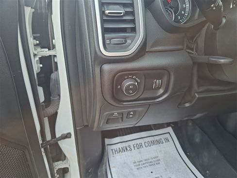 Used 2021 RAM 1500 Big Horn image 13