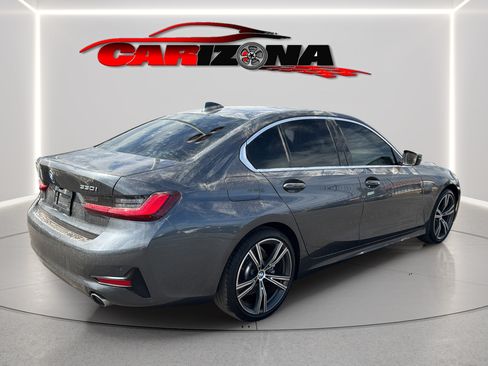 Used 2022 BMW 330i Sedan w/ Convenience Package RWD image 5