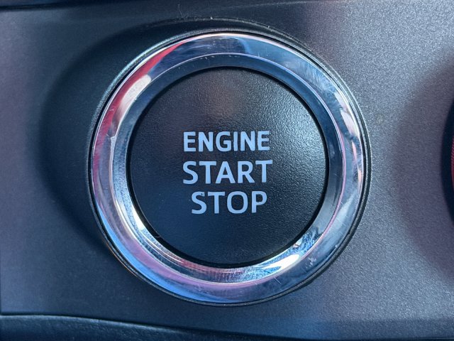 Used 2021 Toyota Tacoma TRD Off-Road AWD/4WD image 37