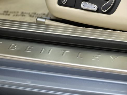 Used 2016 Bentley Continental GT image 14