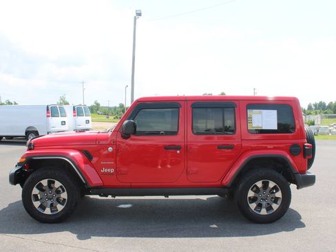 Used 2021 Jeep Wrangler Unlimited Sahara w/ LED Lighting Group AWD/4WD image 6