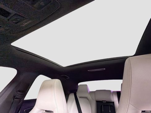 Used 2018 Mercedes-Benz CLA 250 image 22