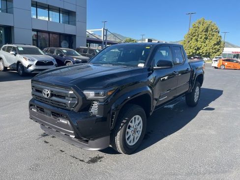New 2025 Toyota Tacoma SR5 image 2