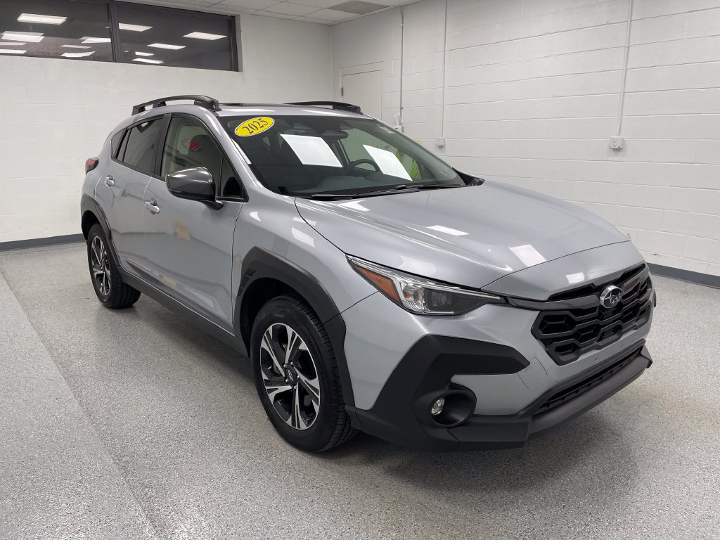 Used 2025 Subaru Crosstrek 2.5i Premium AWD/4WD image 4