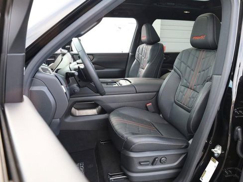 New 2025 Nissan Armada PRO-4X w/ Pro-4X Premium Package image 12