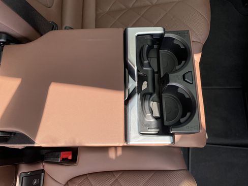 Used 2023 BMW X7 xDrive40i w/ Parking Assistance Package image 24