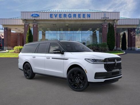New 2025 Lincoln Navigator L Black Label image 7