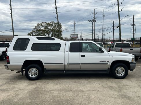 Used 1999 Dodge Ram 2500 Truck 2WD Quad Cab image 7