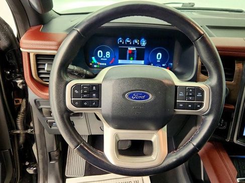 Used 2023 Ford Expedition Limited AWD/4WD image 14
