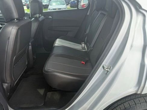 Used 2017 Chevrolet Equinox Premier w/ Enhanced Convenience Package FWD image 18