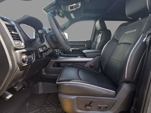 New 2026 RAM 2500 Laramie AWD/4WD image 16