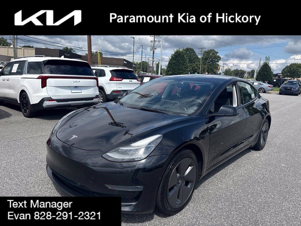Used 2022 Tesla Model 3 Long Range AWD/4WD image 1