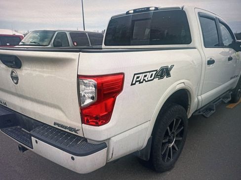 Used 2018 Nissan Titan PRO-4X w/ Pro-4x Convenience Package image 2