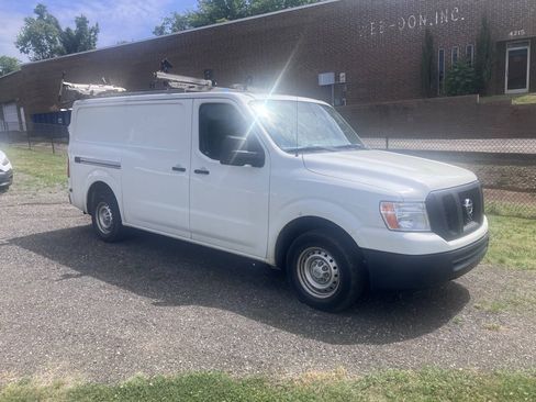 Used 2017 Nissan NV 2500 S w/ Power Basic Package RWD image 1