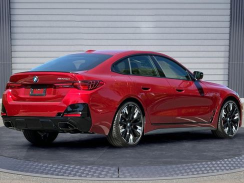 Certified 2025 BMW M440i w/ Premium Package image 4