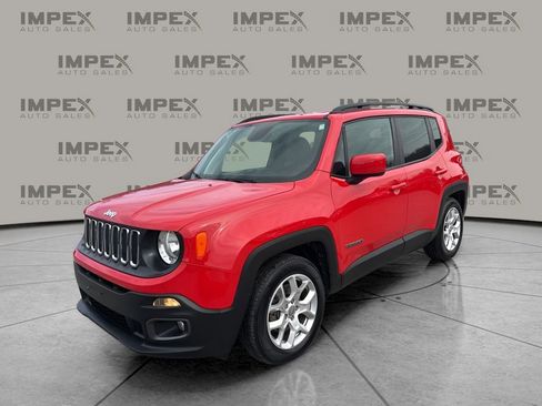Used 2018 Jeep Renegade Latitude image 1