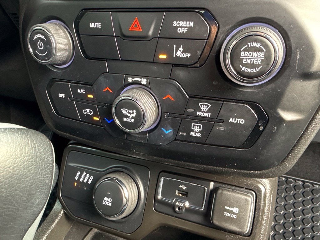 Used 2023 Jeep Renegade Limited AWD/4WD image 25