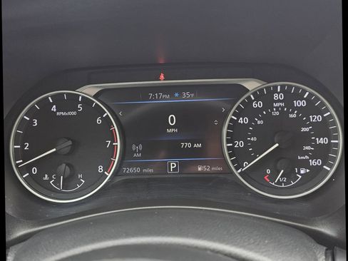 Used 2022 Nissan Sentra SV image 18