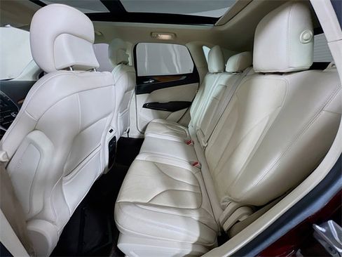 Used 2016 Lincoln MKC Reserve w/ Lincoln MKC Climate Package image 24