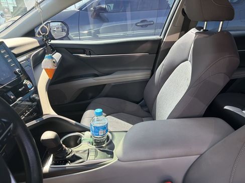 Used 2023 Toyota Camry LE image 9