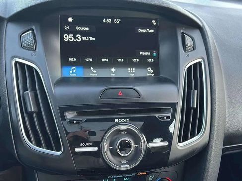 Used 2017 Ford Focus RS image 41