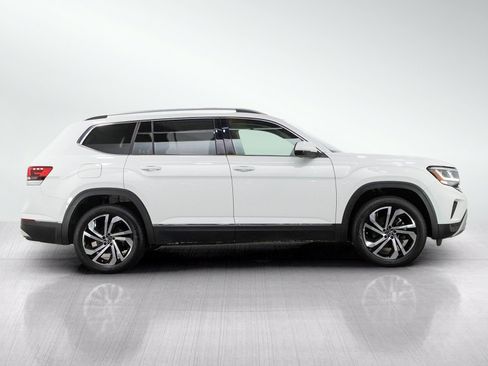 Used 2023 Volkswagen Atlas SEL AWD/4WD image 6