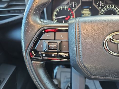 Used 2023 Toyota Tundra SR5 w/ SR5 Convenience Package AWD/4WD image 20