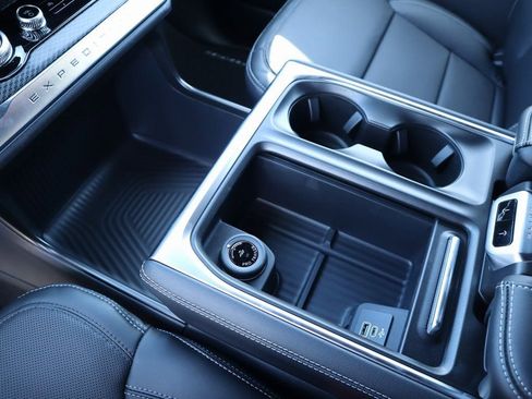 New 2026 Ford Expedition Max Platinum w/ Stealth Appearance Package image 11