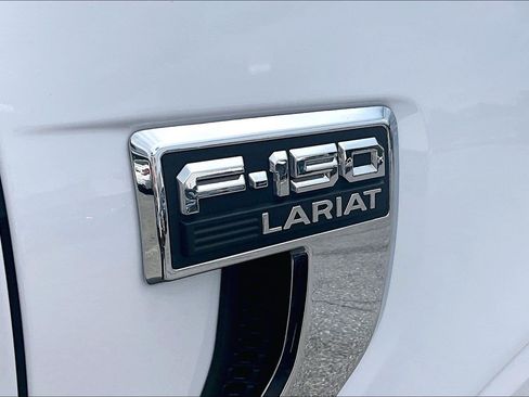 Used 2021 Ford F150 Lariat w/ FX4 Off-Road Package AWD/4WD image 8