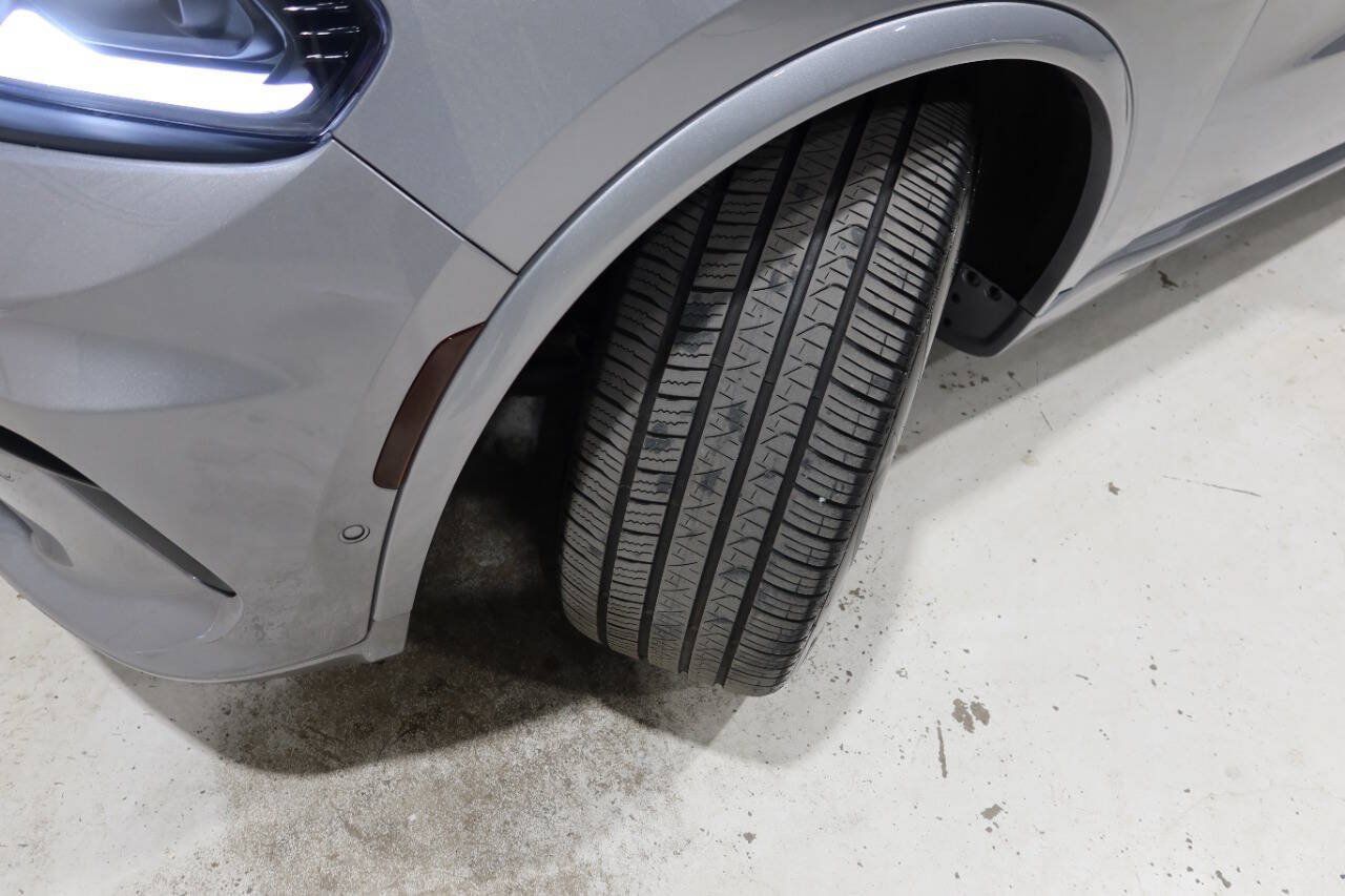 Used 2021 Dodge Durango SRT w/ Technology Group AWD/4WD image 11