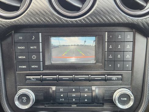 Used 2016 Ford Mustang Coupe RWD image 20