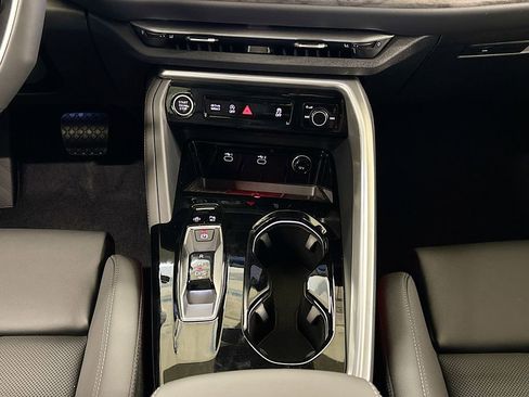 New 2025 Audi Q5 Premium Plus image 13