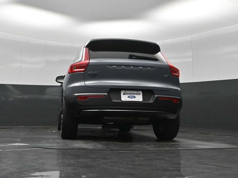 Used 2023 Volvo XC40 B5 Plus w/ Driver Assist Package AWD/4WD image 56
