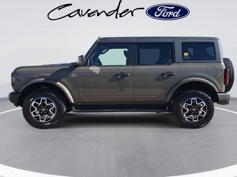 New 2026 Ford Bronco Outer Banks image 15