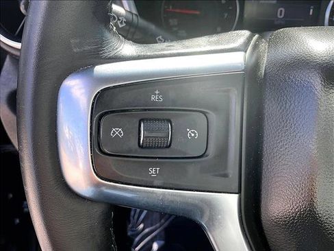 Used 2020 Chevrolet Blazer LT FWD image 19