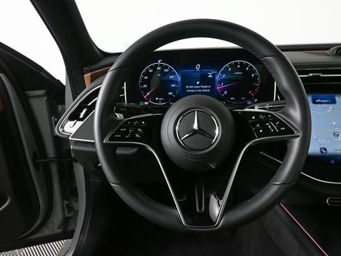 Used 2026 Mercedes-Benz E 350 Sedan image 2