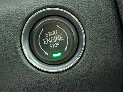 Used 2025 GMC Acadia Elevation image 23