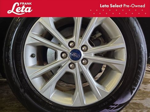 Used 2019 Ford Escape SE FWD image 14