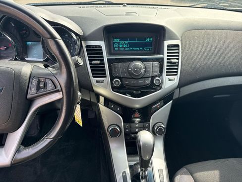 Used 2014 Chevrolet Cruze LT w/ RS Package image 10