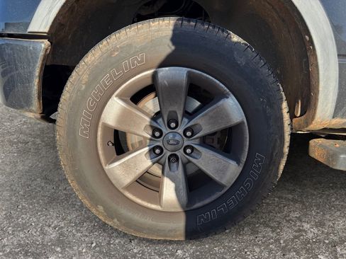 Used 2014 Ford F150 FX4 w/ Equipment Group 402A Luxury image 8