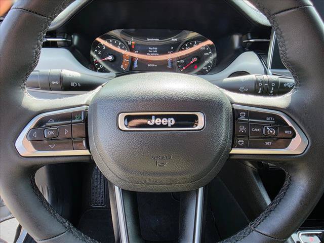 Used 2025 Jeep Compass Limited AWD/4WD image 25