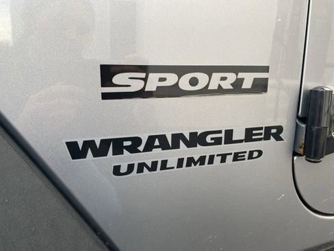 Used 2014 Jeep Wrangler Unlimited Sport w/ Quick Order Package 24S image 10