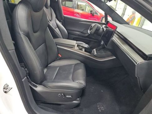 Used 2022 Tesla Model X AWD/4WD image 10