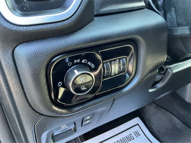 Used 2025 RAM 1500 Big Horn AWD/4WD image 28