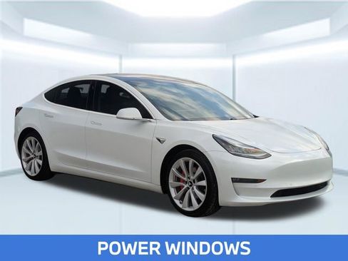 Used 2018 Tesla Model 3 AWD/4WD image 11