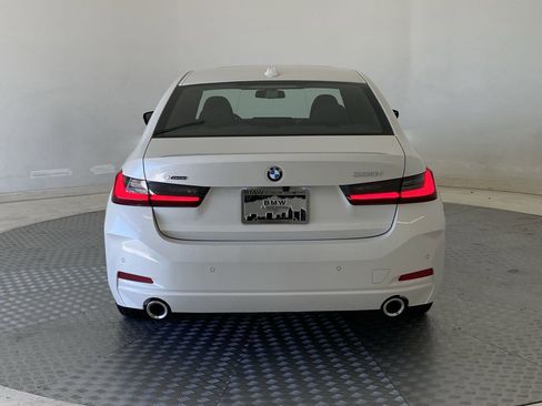 Used 2025 BMW 330i xDrive Sedan w/ Convenience Package image 9