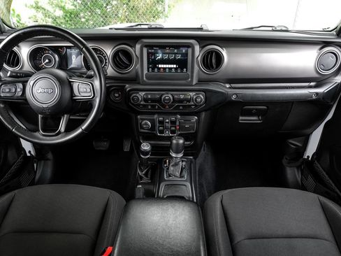 Used 2022 Jeep Gladiator Sport AWD/4WD image 5